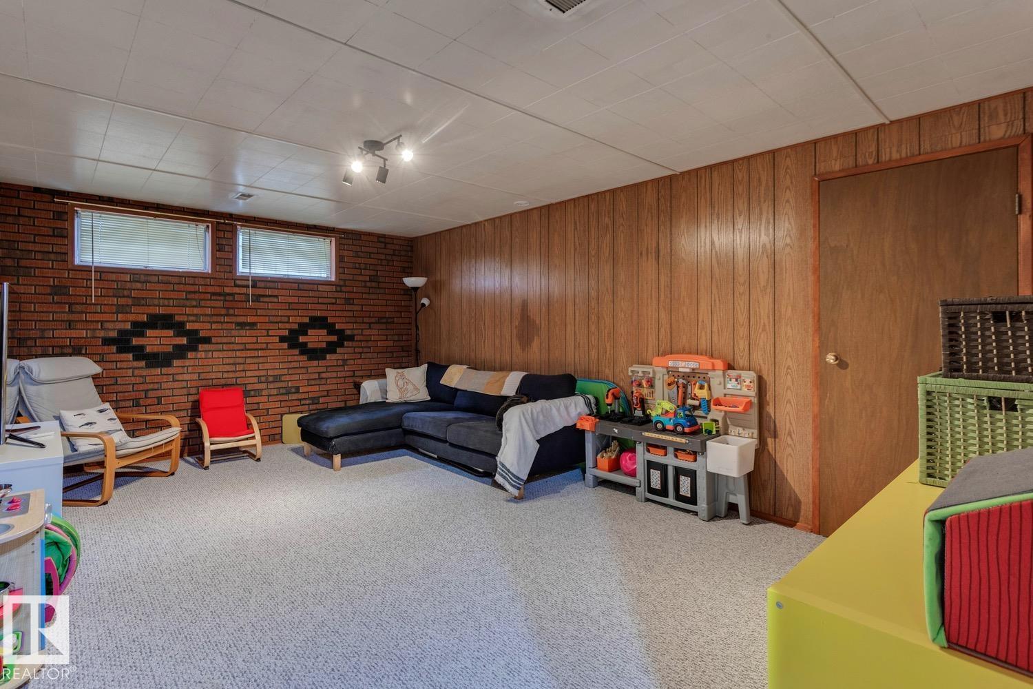 Single Family House Bungalow for Sale in   ST NW Edmonton 