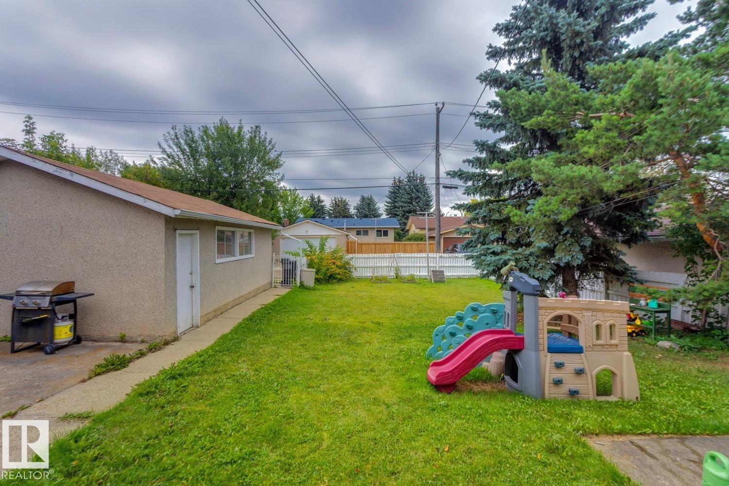 Single Family House Bungalow for Sale in   ST NW Edmonton 