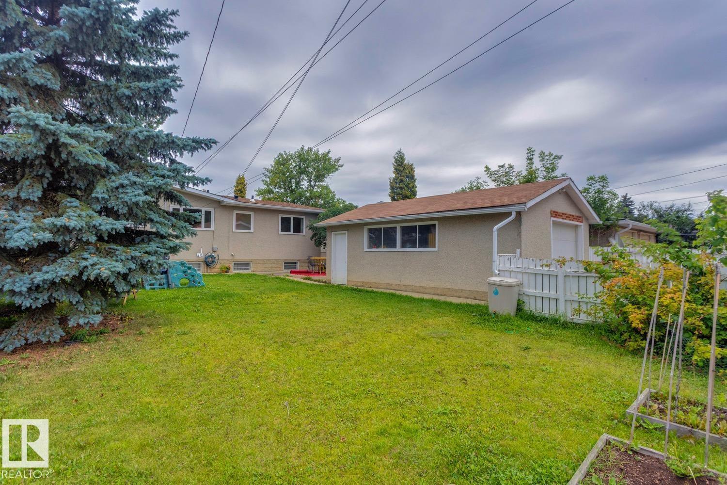 Single Family House Bungalow for Sale in   ST NW Edmonton 