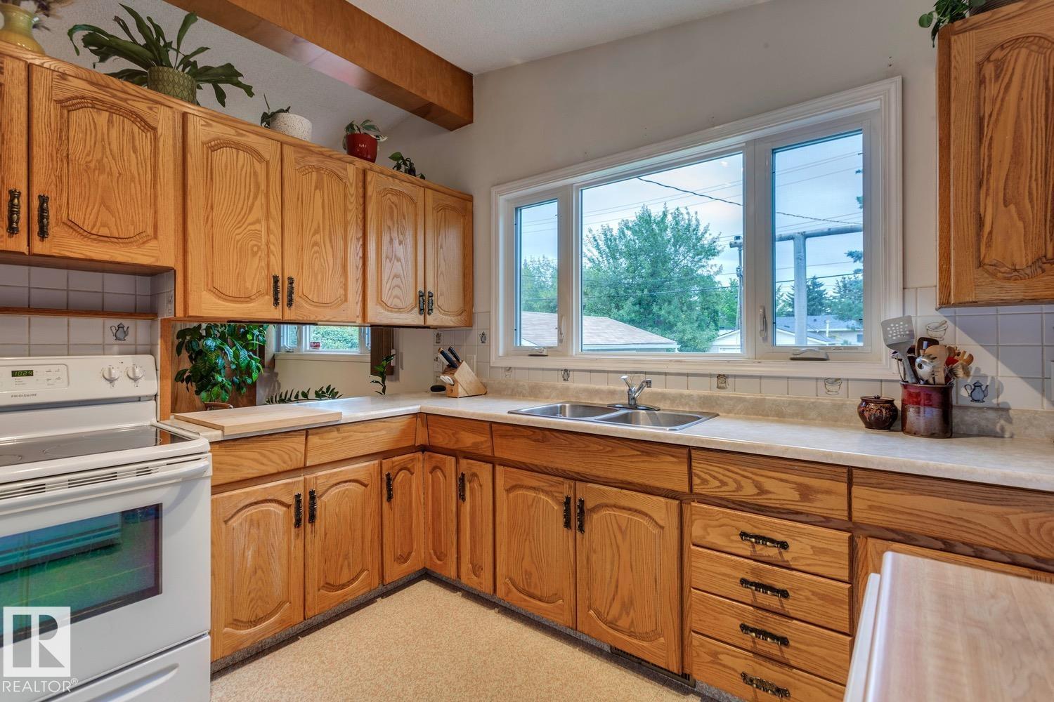 Single Family House Bungalow for Sale in   ST NW Edmonton 