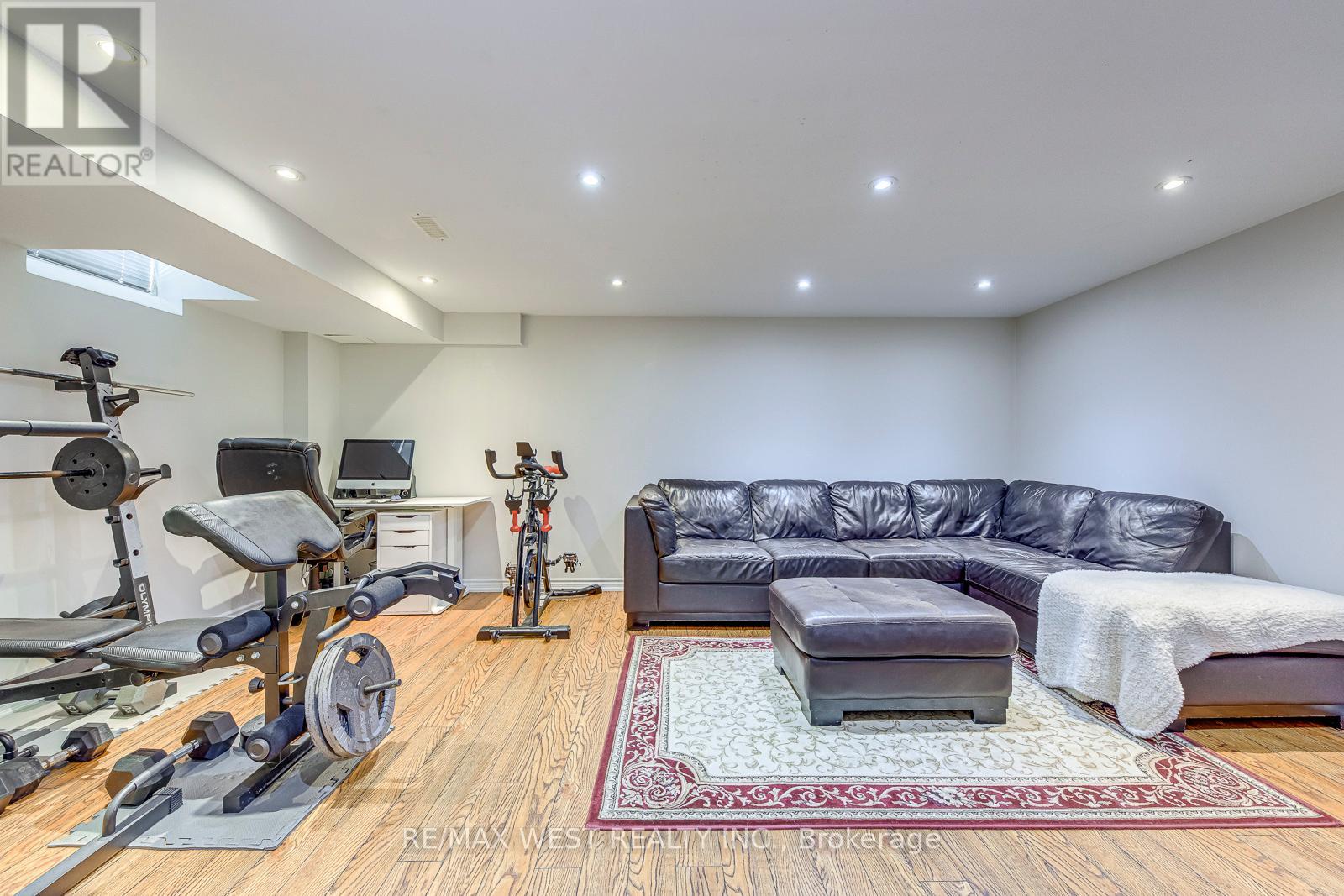 Photo 20 of 56 Laura Sabrina Drive, Vaughan ON