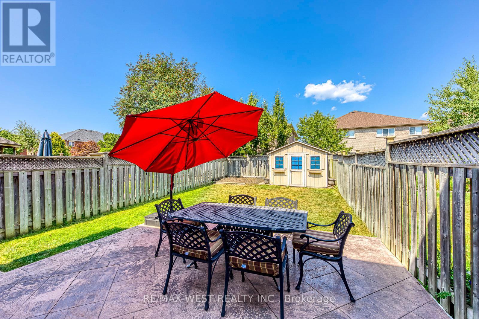 Photo 5 of 56 Laura Sabrina Drive, Vaughan ON