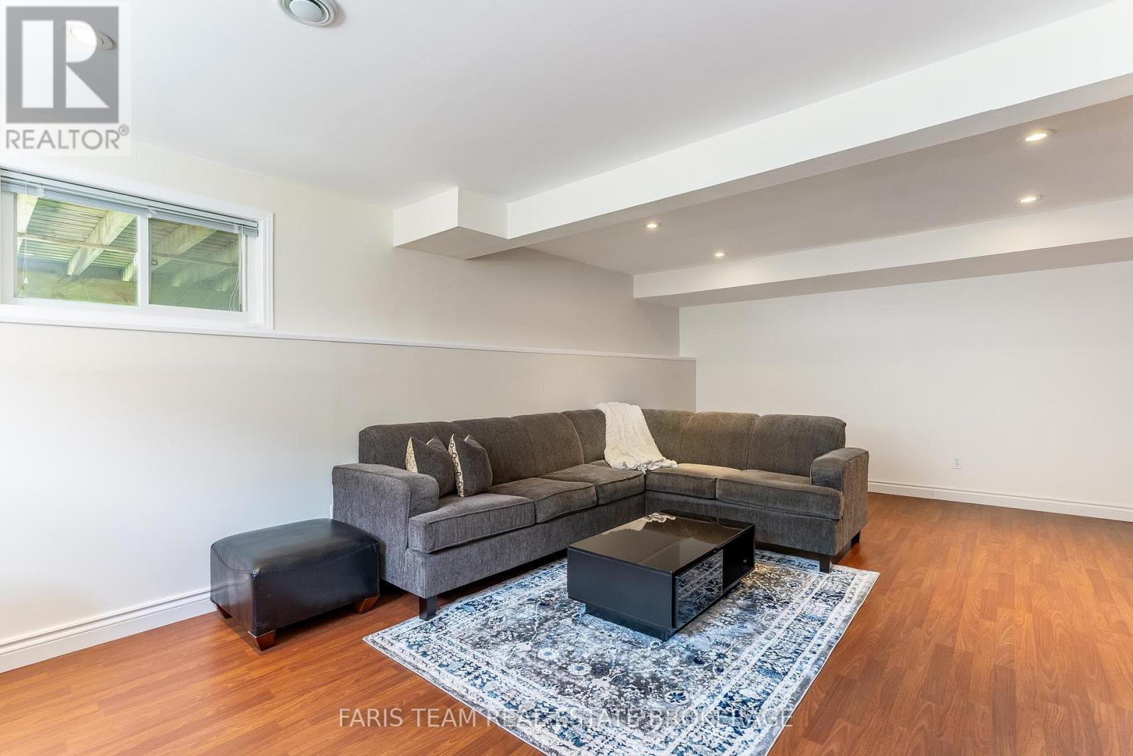 Photo 20 of 83 Georgias Walk, Tay ON