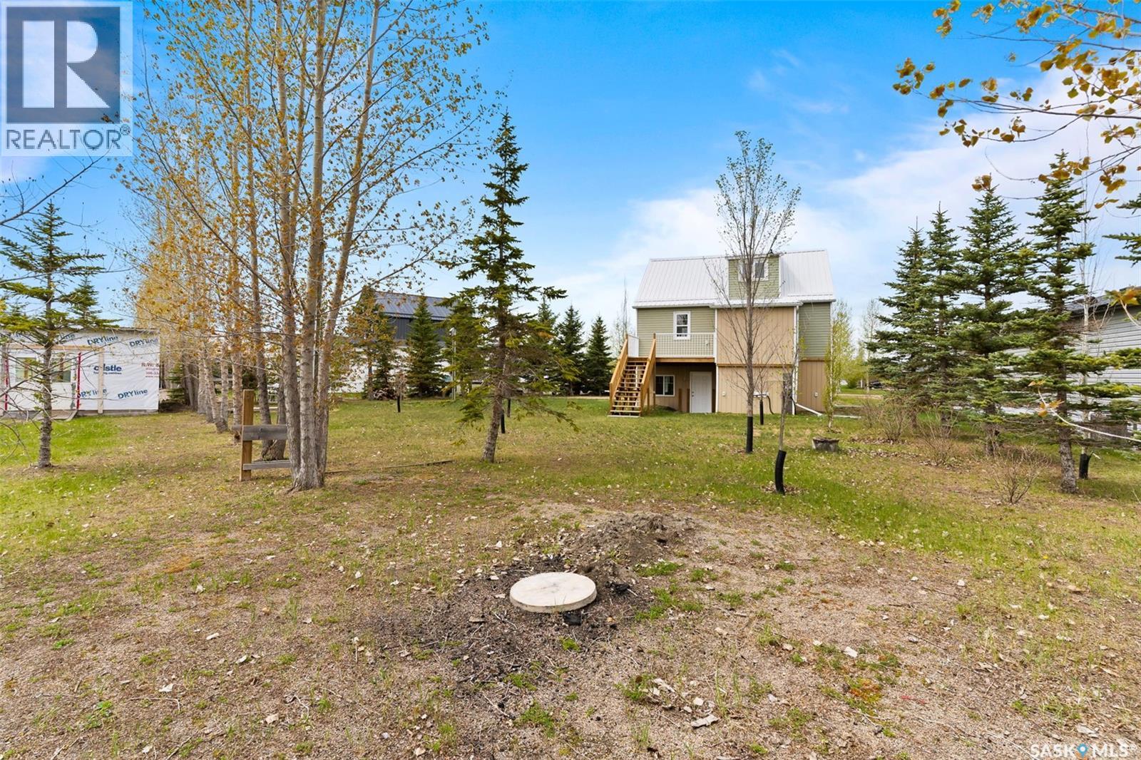 Photo 44 of 10 Louise Crescent, Katepwa Beach SK