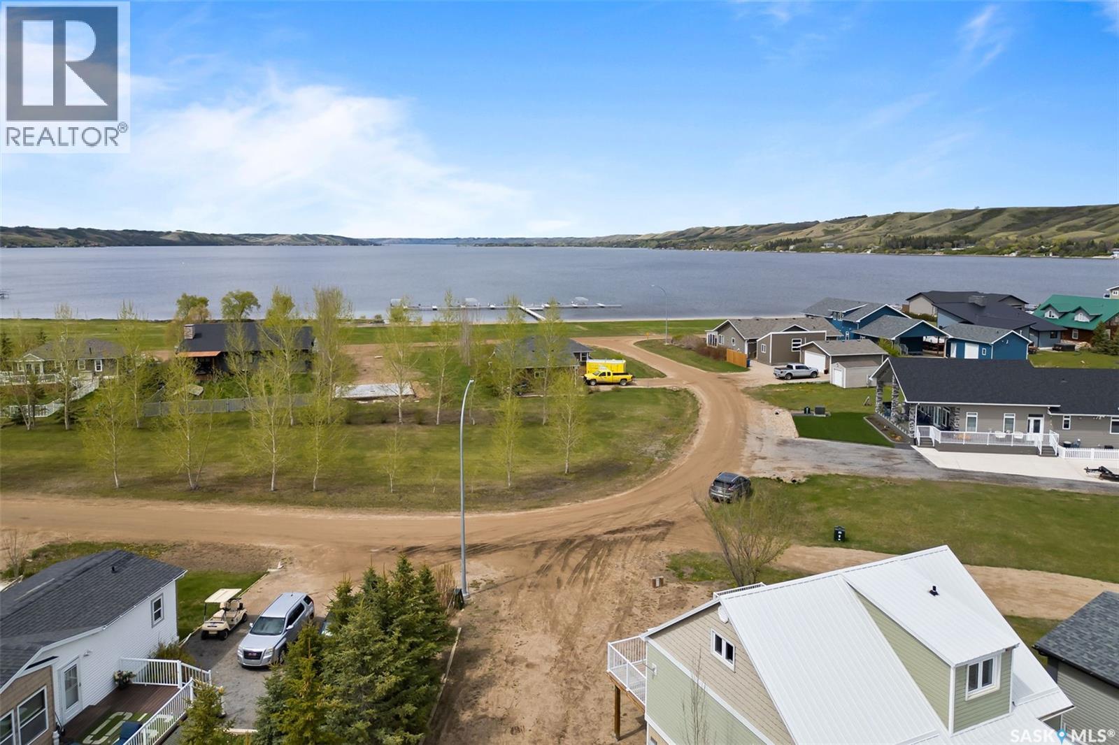 Photo 48 of 10 Louise Crescent, Katepwa Beach SK