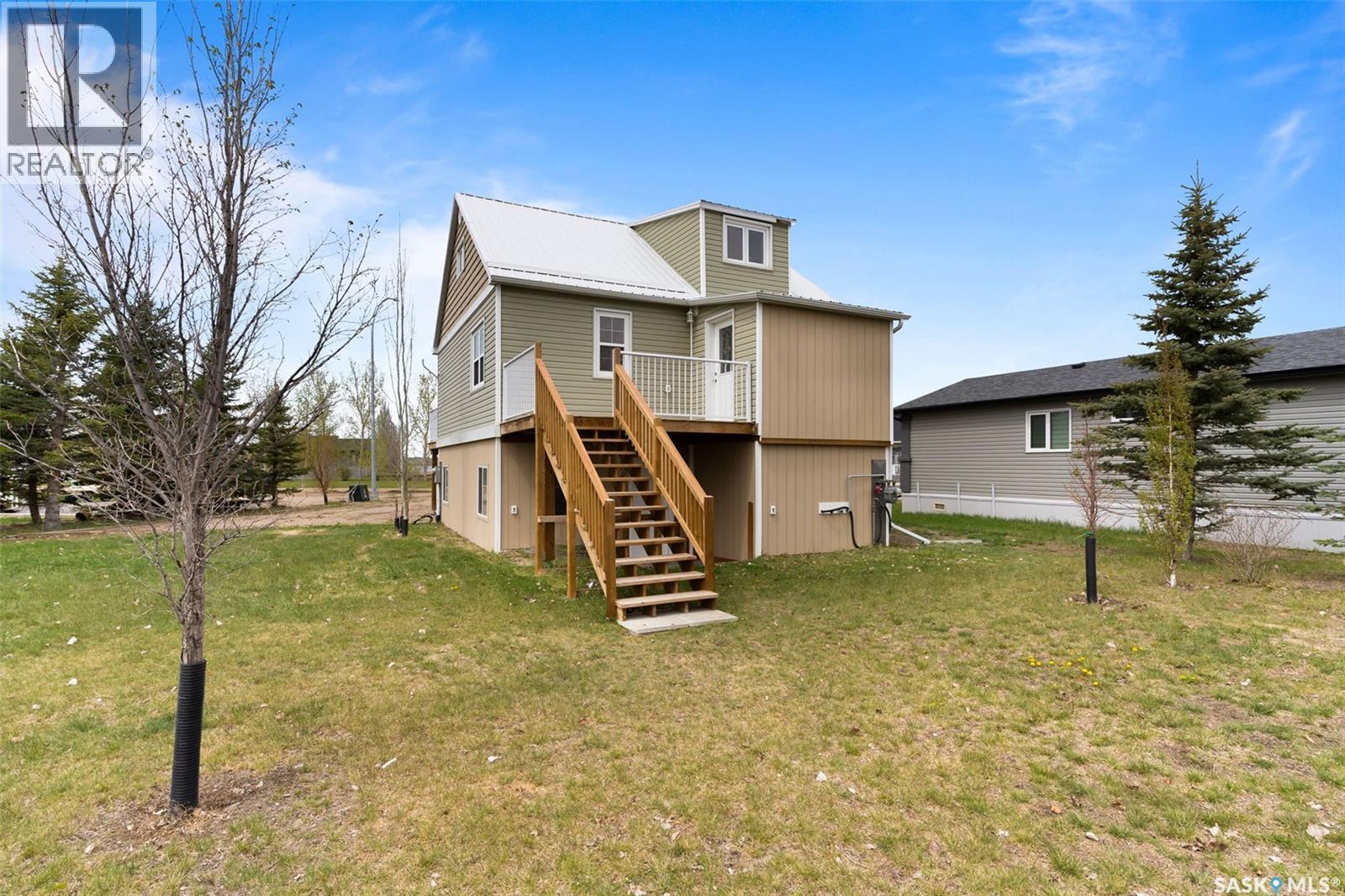 Photo 45 of 10 Louise Crescent, Katepwa Beach SK