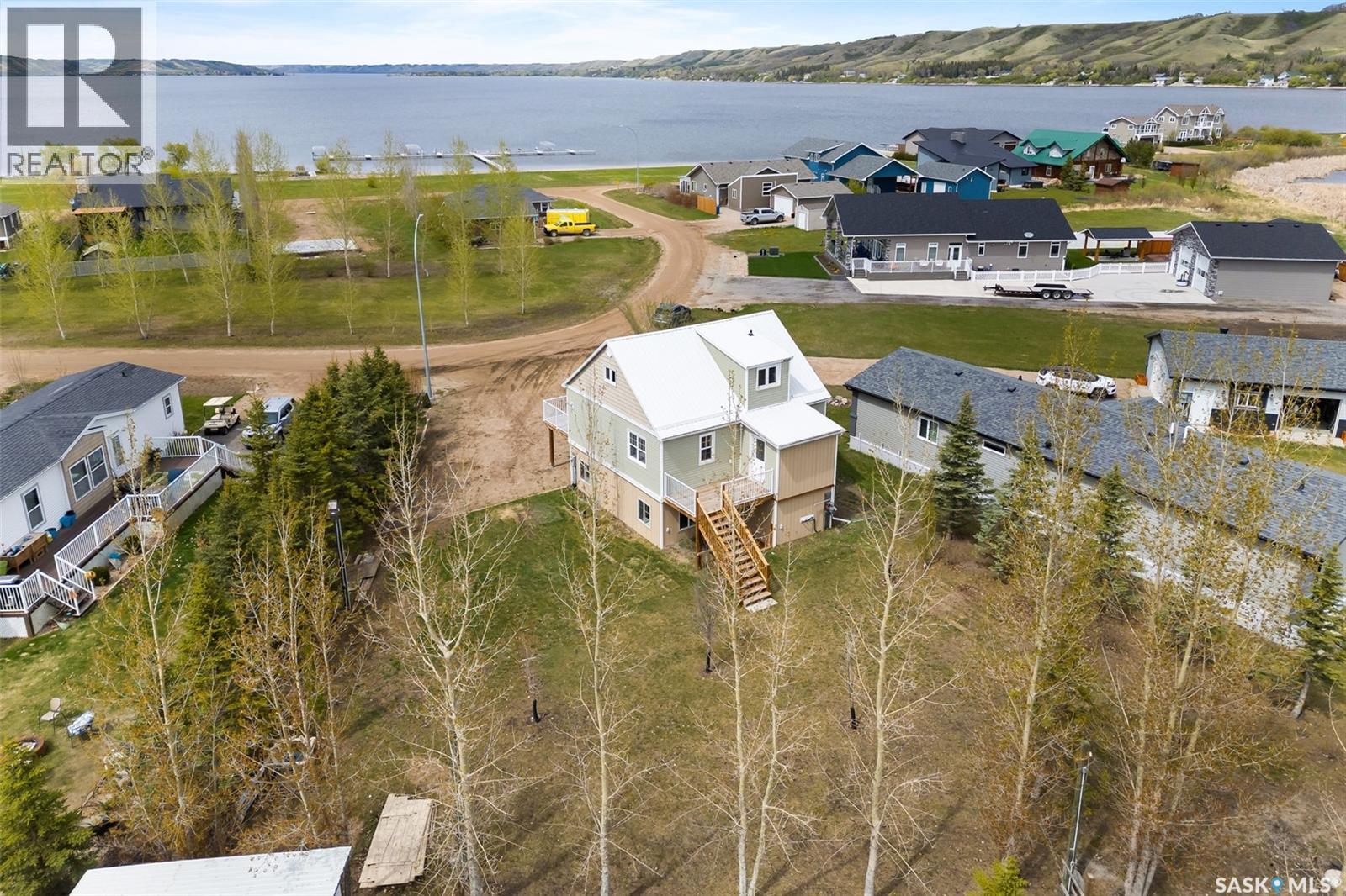 Photo 1 of 10 Louise Crescent, Katepwa Beach SK
