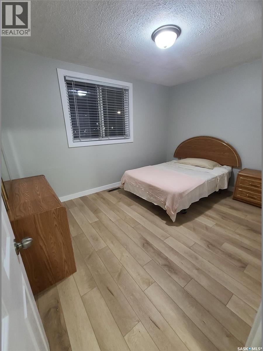 Photo 13 of 56 Froom Crescent, Regina SK