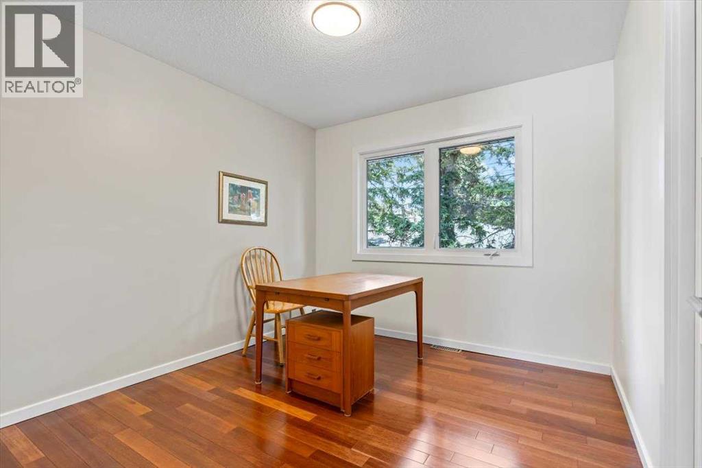 Single Family House Bungalow for Sale in  Namaka Crescent NW North Haven Calgary 