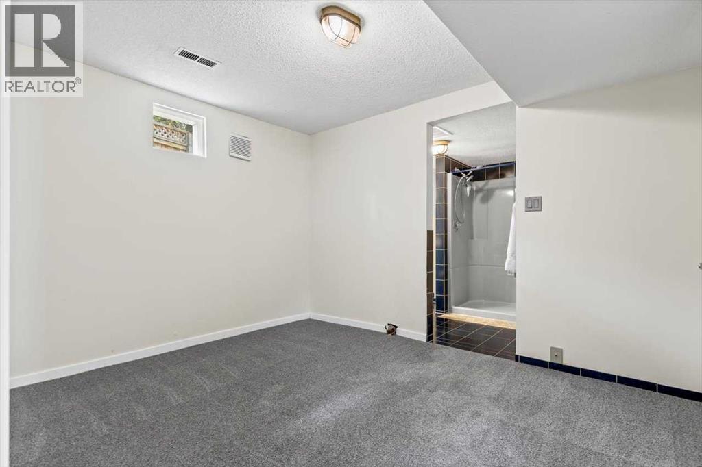 Single Family House Bungalow for Sale in  Namaka Crescent NW North Haven Calgary 