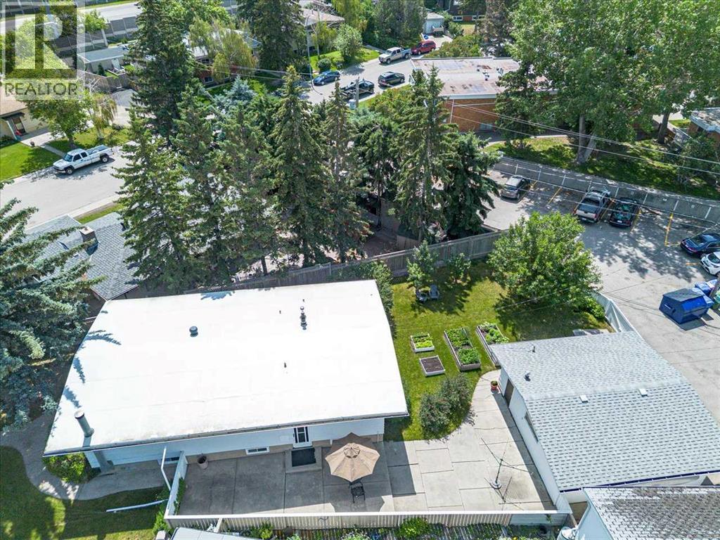 Single Family House Bungalow for Sale in  Namaka Crescent NW North Haven Calgary 