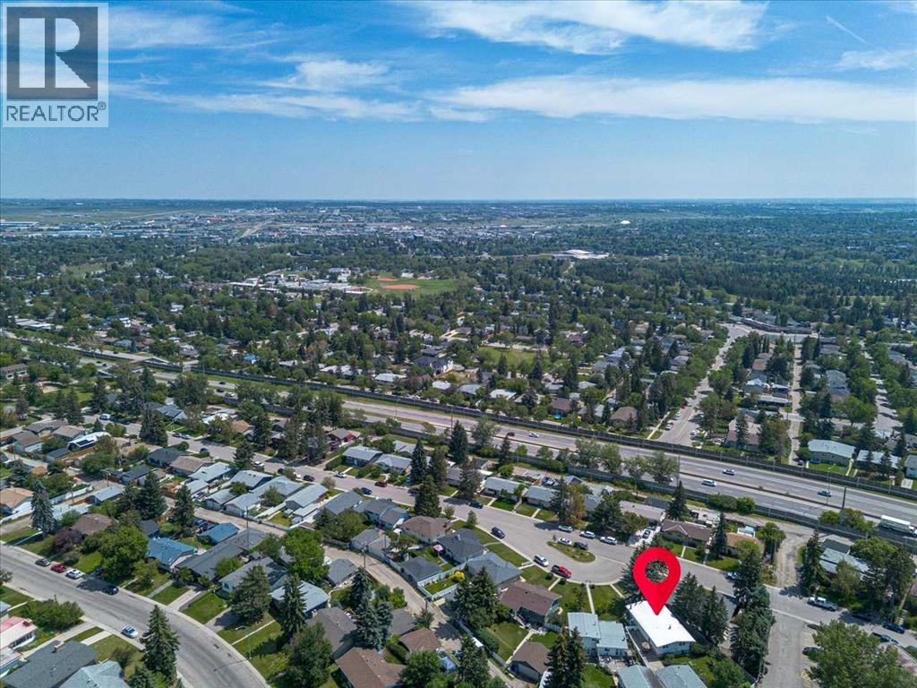 Single Family House Bungalow for Sale in  Namaka Crescent NW North Haven Calgary 