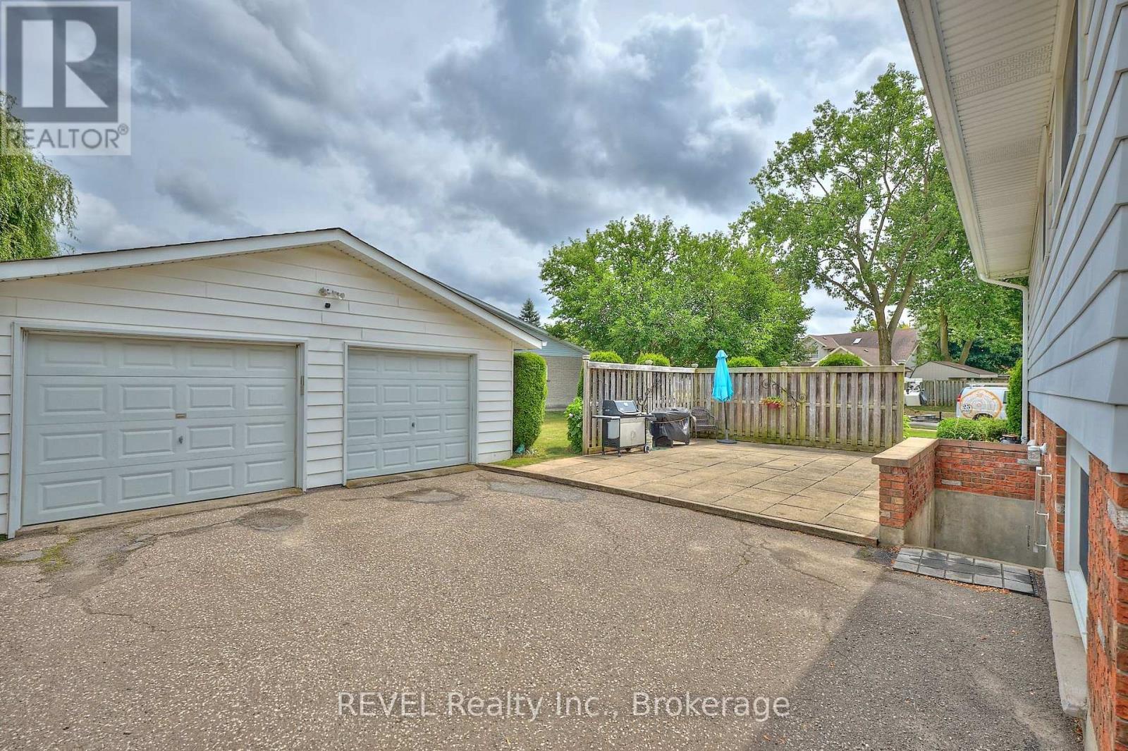 Photo 24 of 4148 Preston Avenue, Niagara Falls ON
