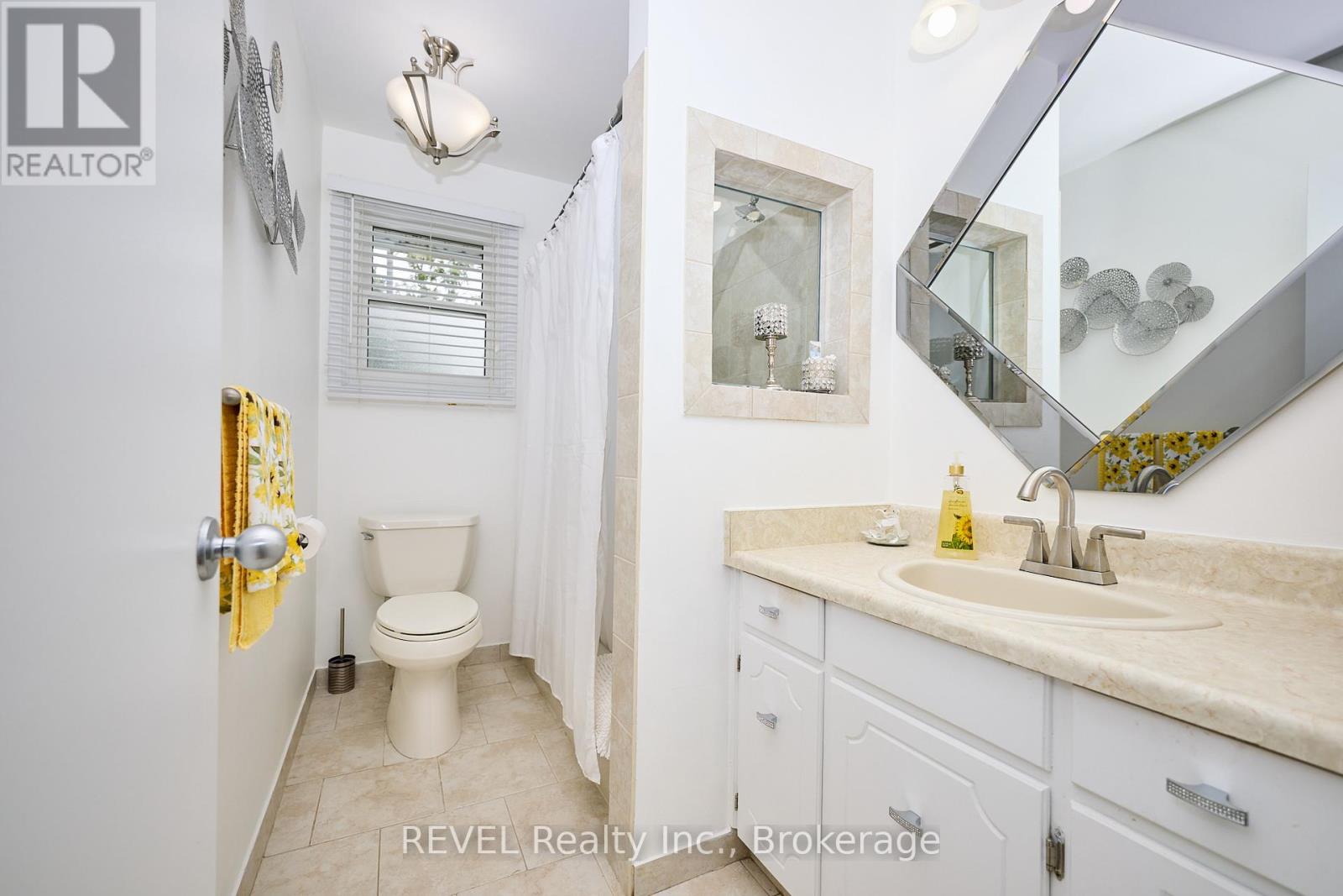 Photo 29 of 4148 Preston Avenue, Niagara Falls ON