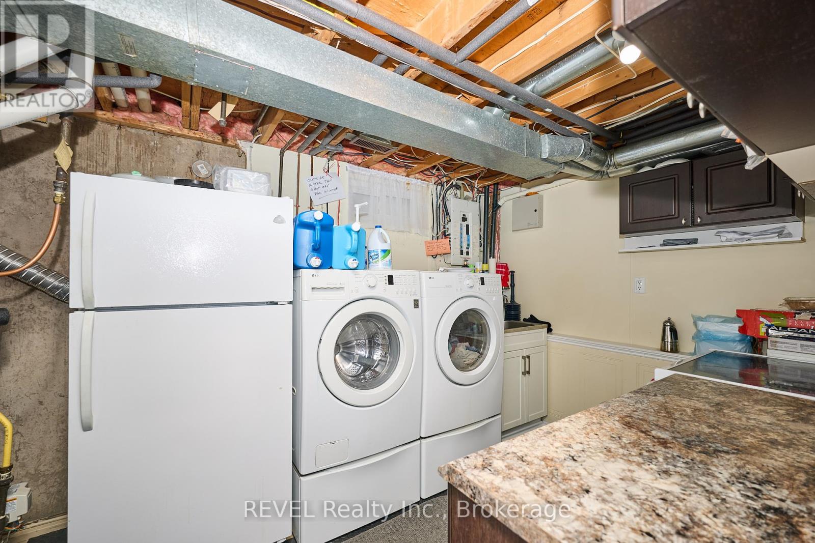 Photo 32 of 4148 Preston Avenue, Niagara Falls ON