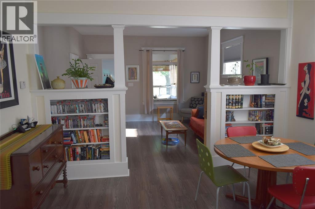 Photo 5 of 313 Talfourd Street, Sarnia ON