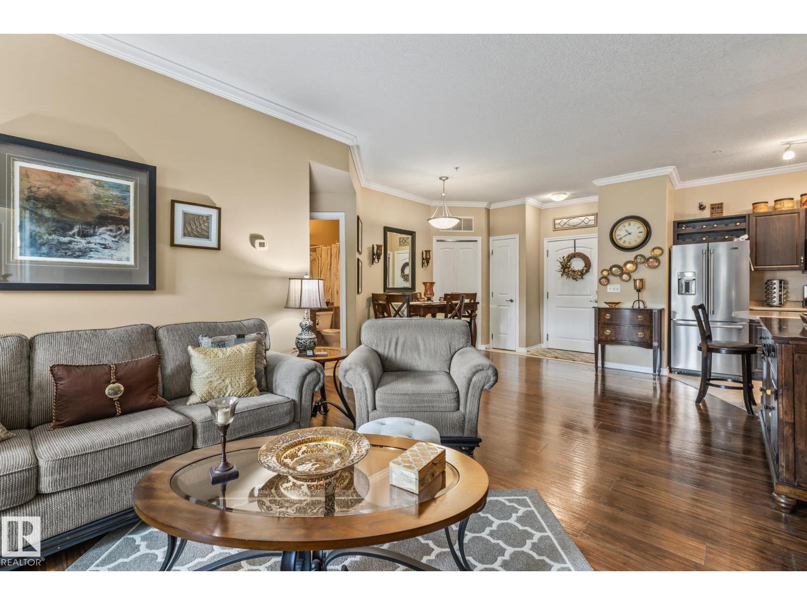 Photo 11 of 105 8528 82 Av Nw, Edmonton AB