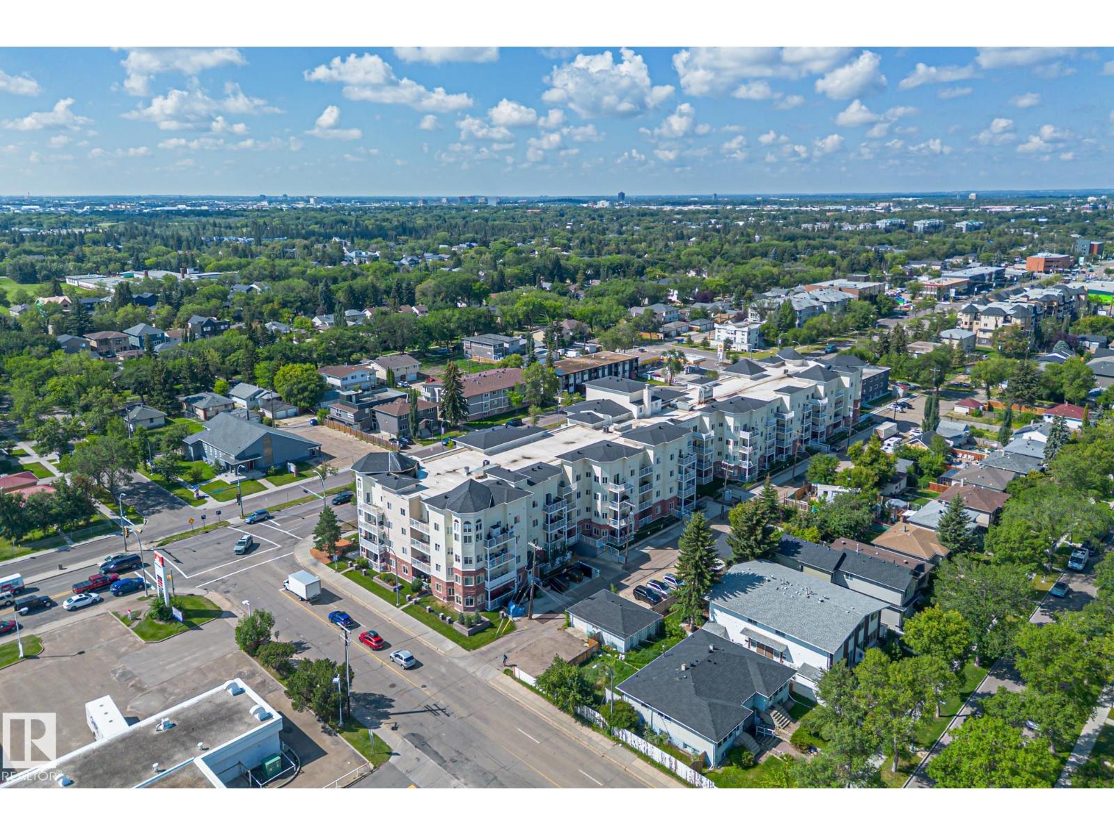 Photo 37 of 105 8528 82 Av Nw, Edmonton AB