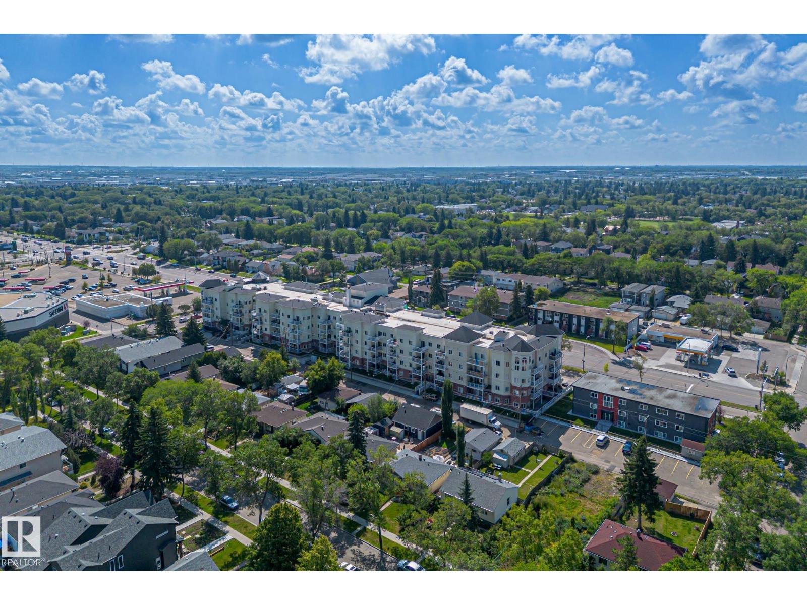 Photo 38 of 105 8528 82 Av Nw, Edmonton AB