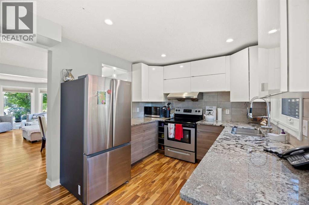 Single Family House for Sale in  Hawkville Close NW Hawkwood Calgary 