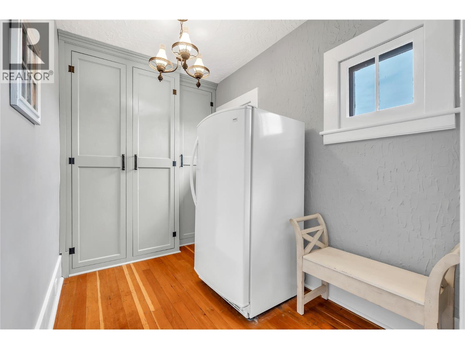  12405 Reynolds Avenue, Summerland