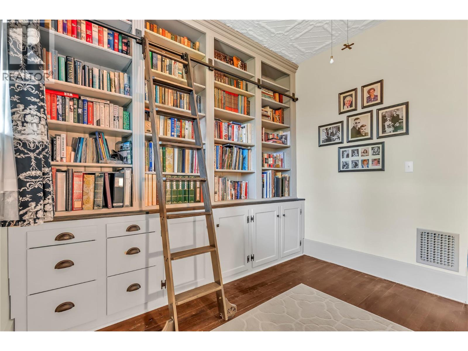  12405 Reynolds Avenue, Summerland