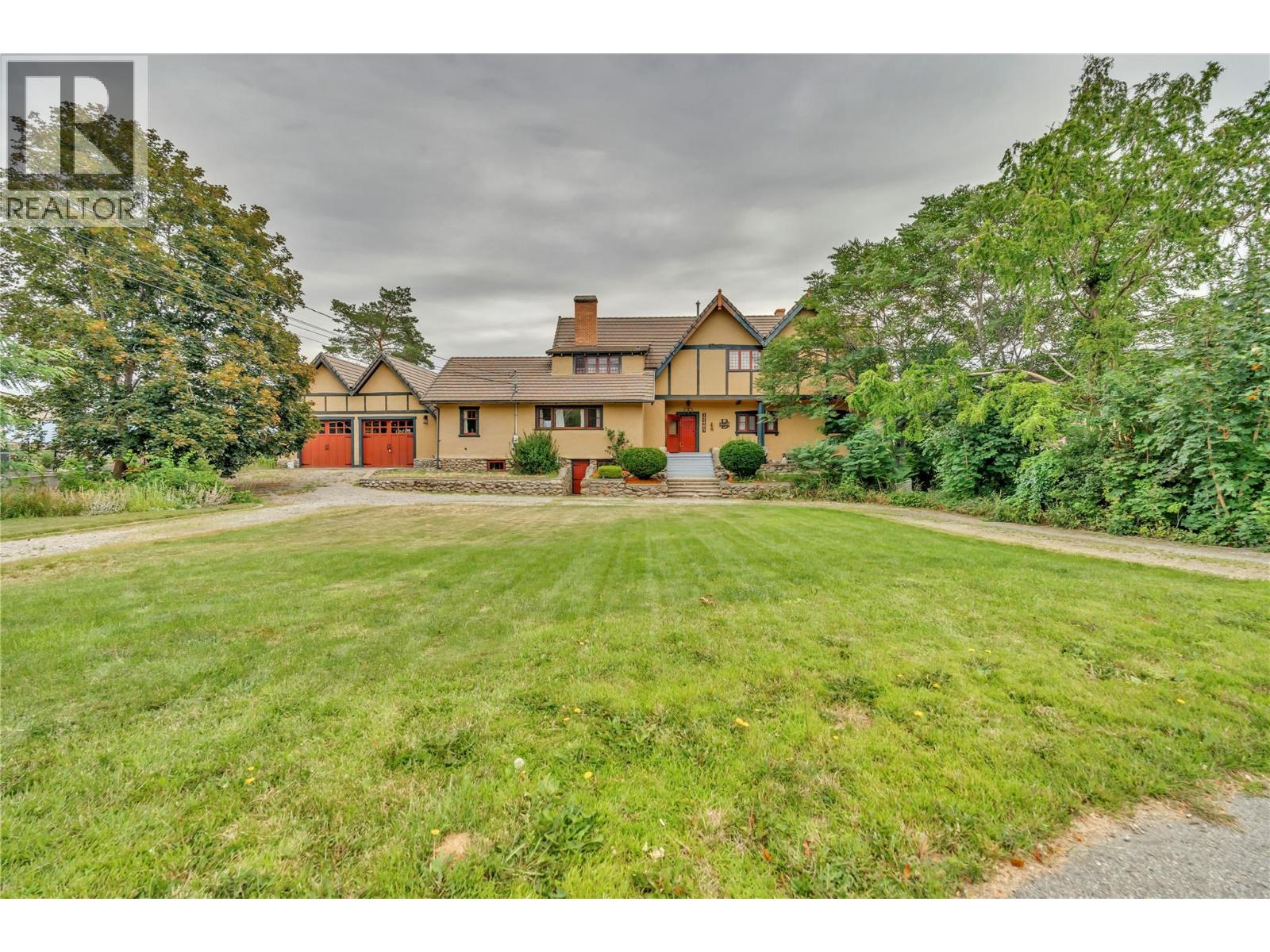  12405 Reynolds Avenue, Summerland