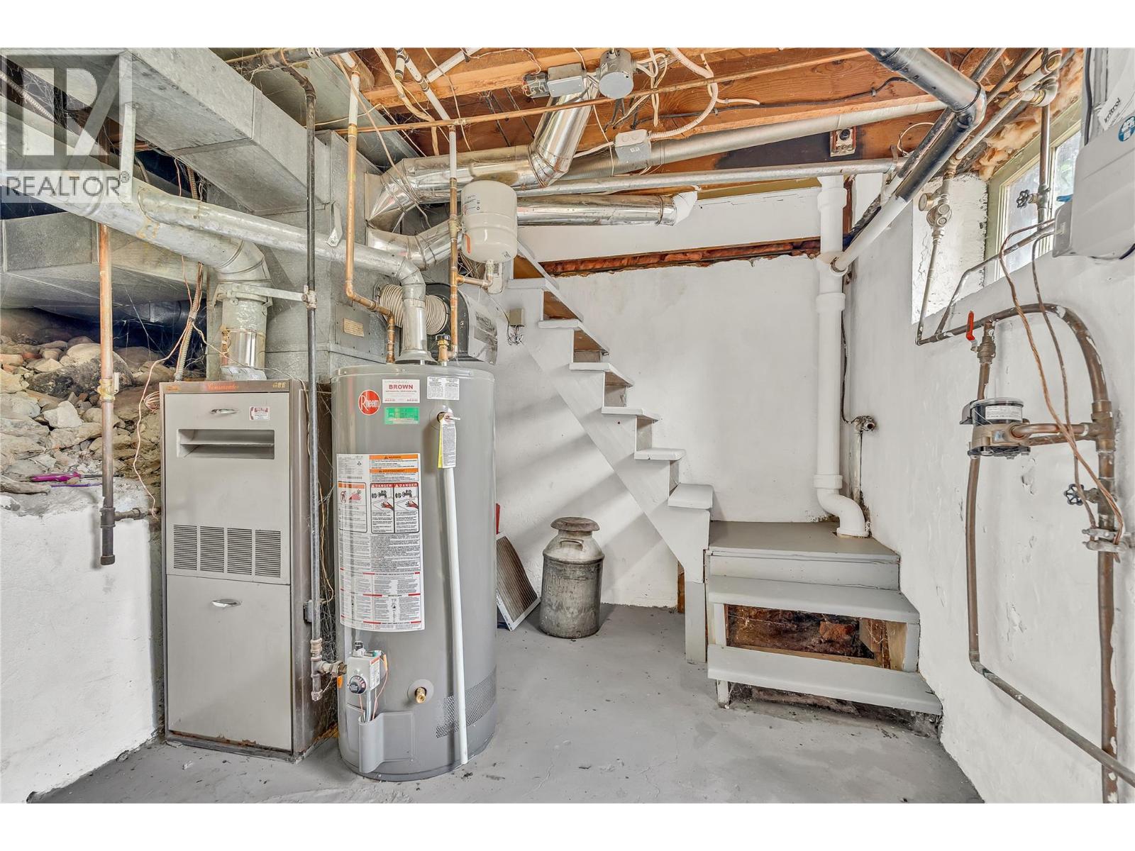  12405 Reynolds Avenue, Summerland