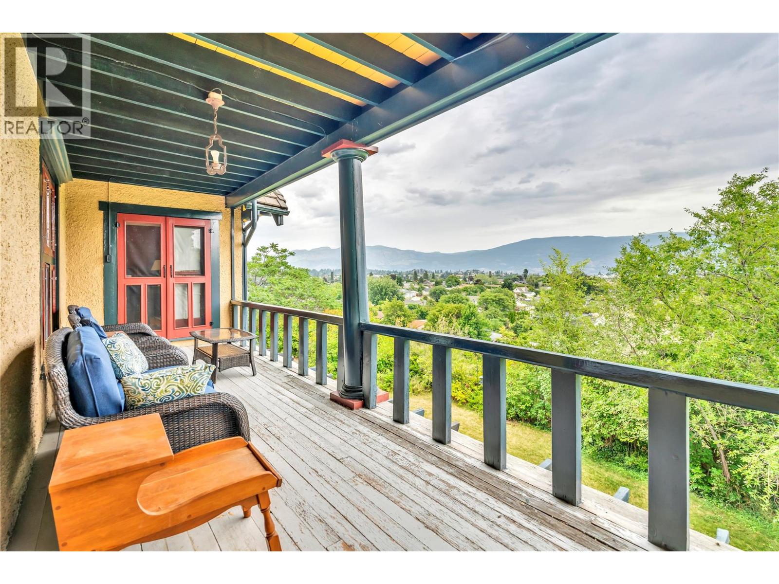  12405 Reynolds Avenue, Summerland
