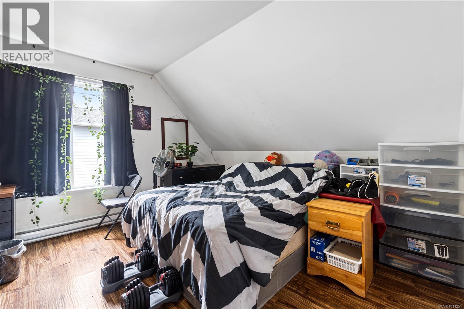 Photo 11 of 2659 6th Ave, Port Alberni BC