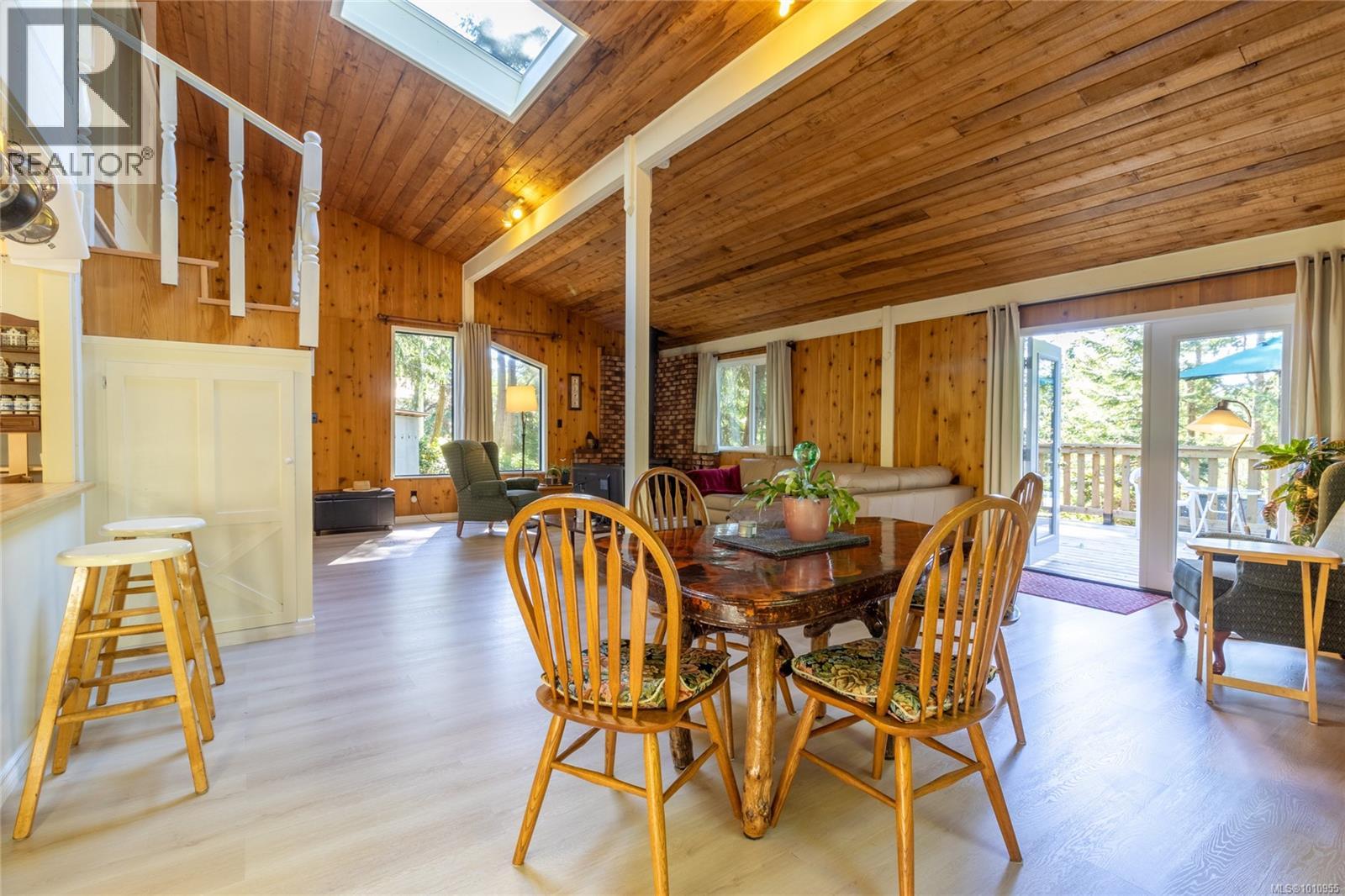  2703 Brigadoon Crescent, Pender Island