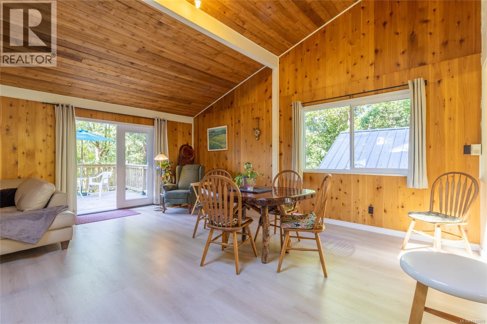  2703 Brigadoon Crescent, Pender Island