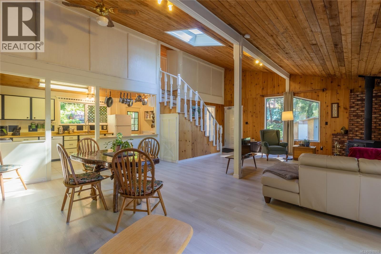  2703 Brigadoon Crescent, Pender Island