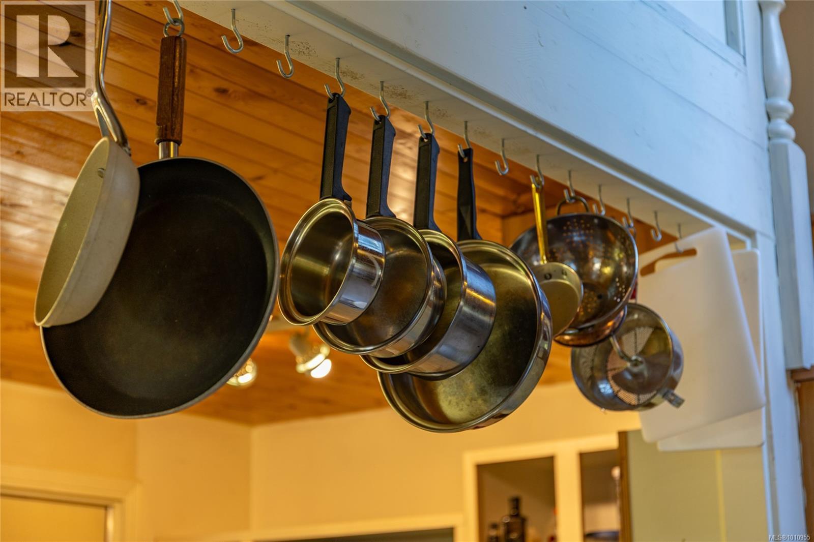  2703 Brigadoon Crescent, Pender Island