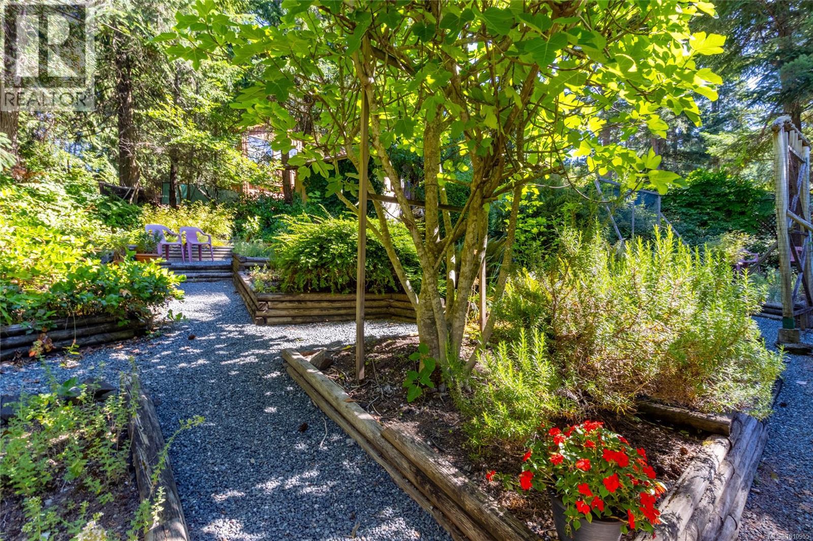  2703 Brigadoon Crescent, Pender Island