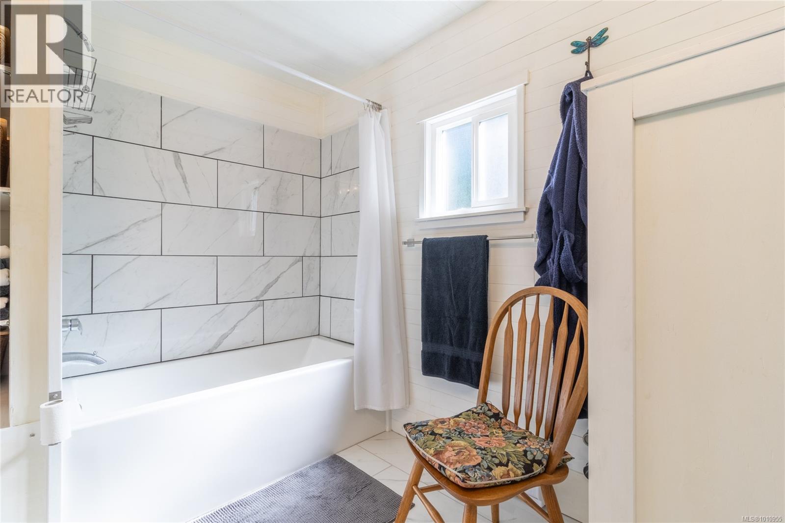  2703 Brigadoon Crescent, Pender Island