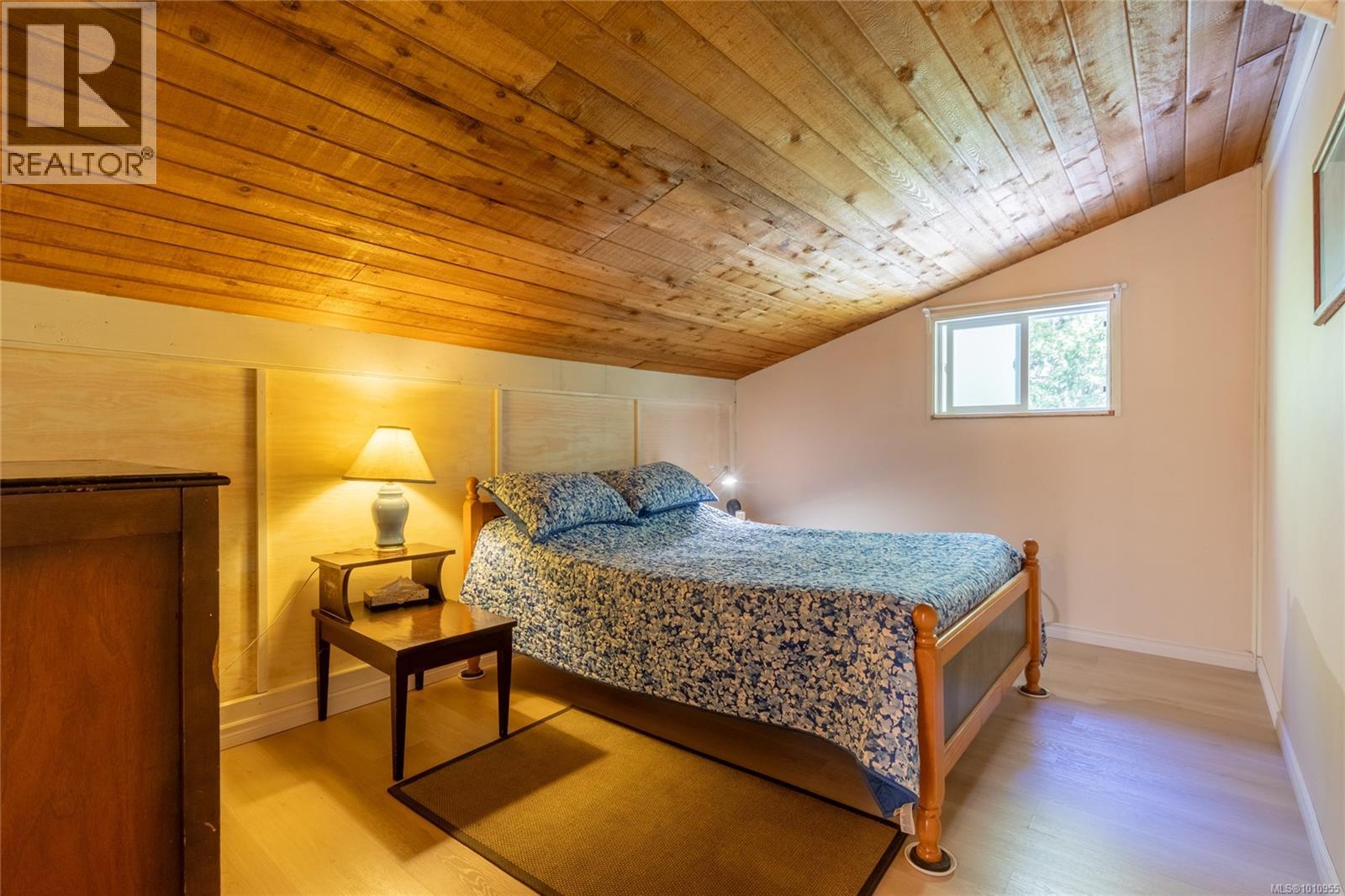  2703 Brigadoon Crescent, Pender Island