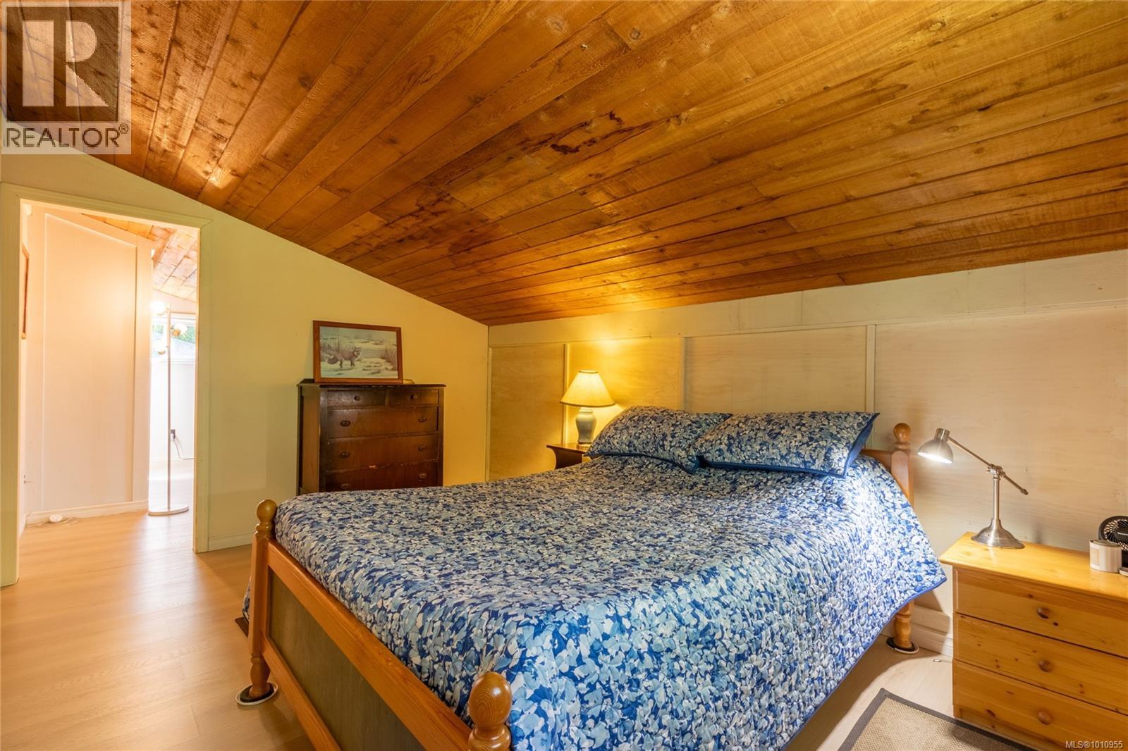  2703 Brigadoon Crescent, Pender Island