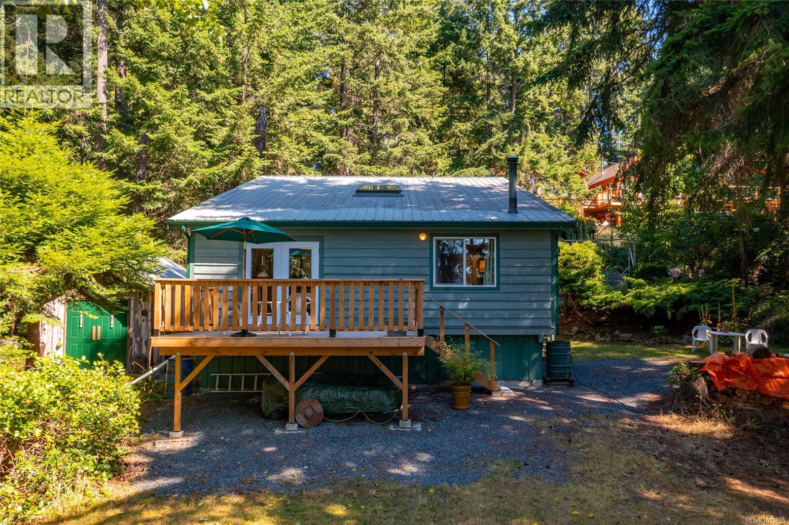  2703 Brigadoon Crescent, Pender Island