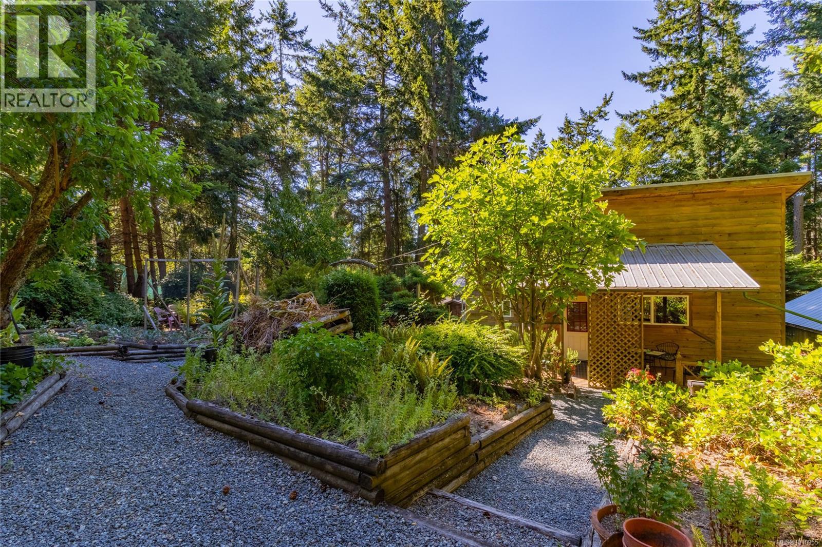  2703 Brigadoon Crescent, Pender Island