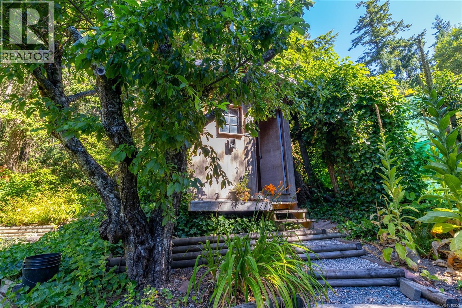  2703 Brigadoon Crescent, Pender Island