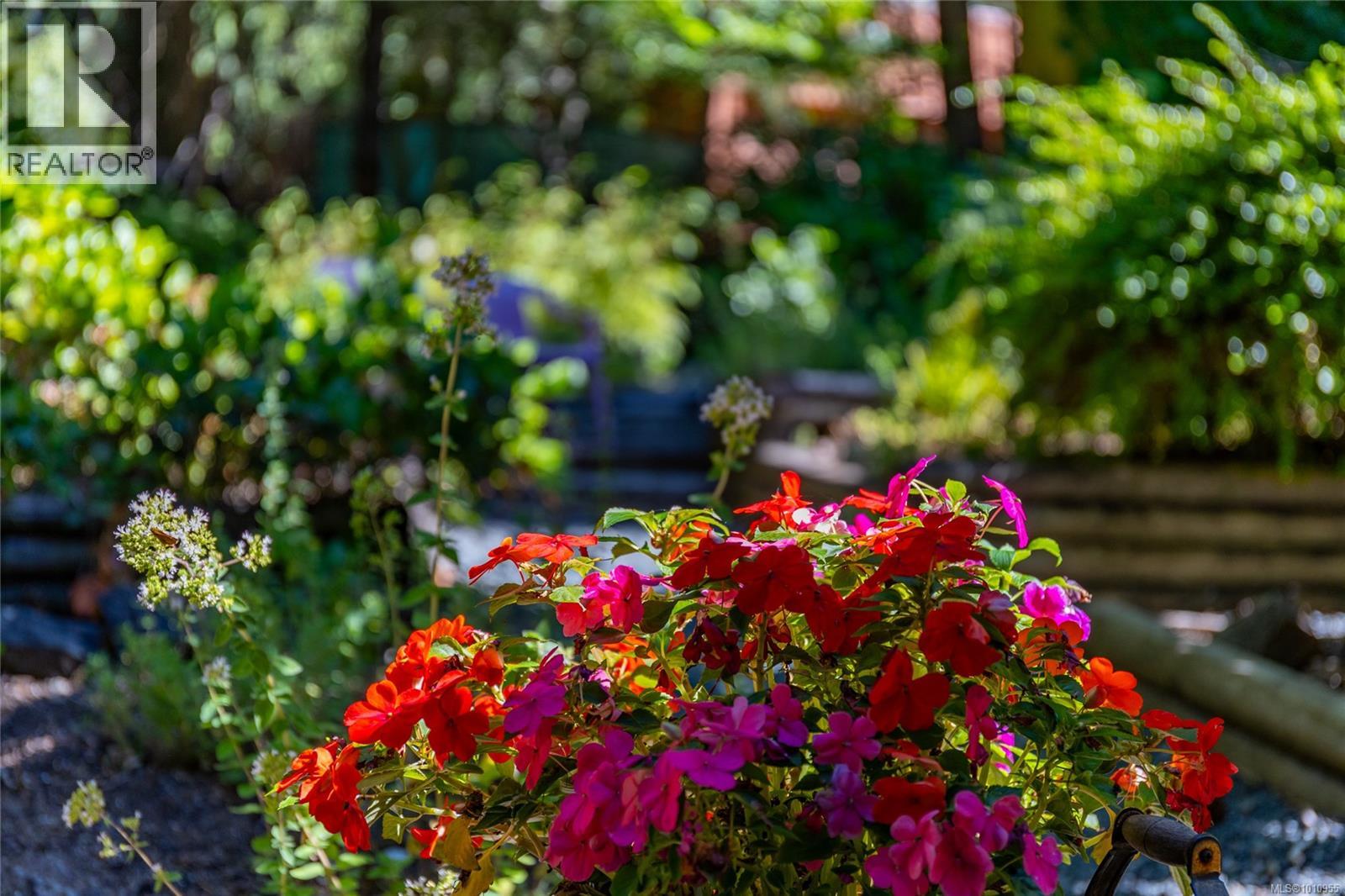  2703 Brigadoon Crescent, Pender Island