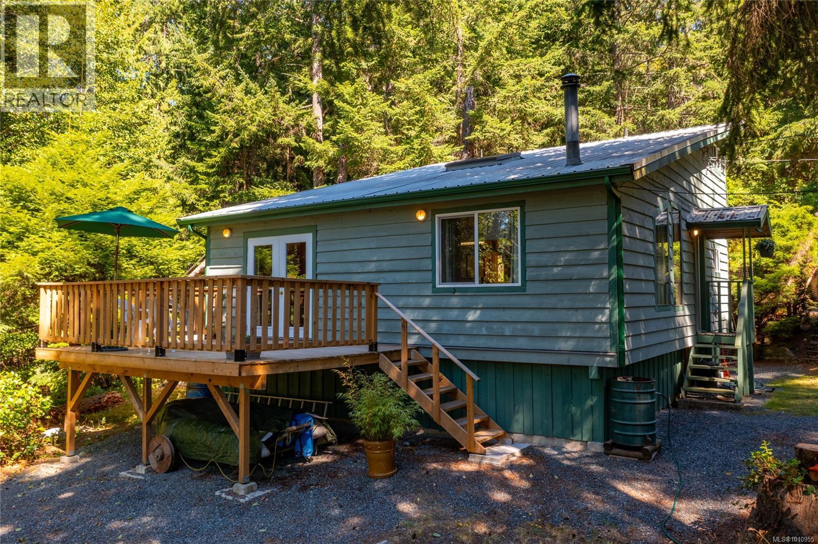 2703 Brigadoon Crescent, Pender Island