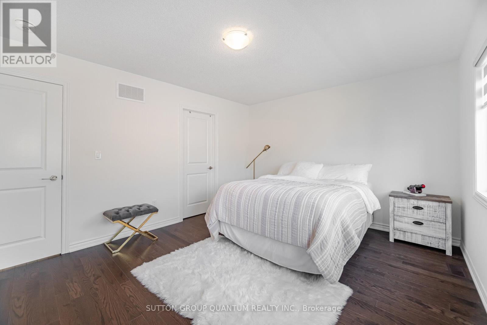 Photo 30 of 462 Celandine Terrace, Milton ON