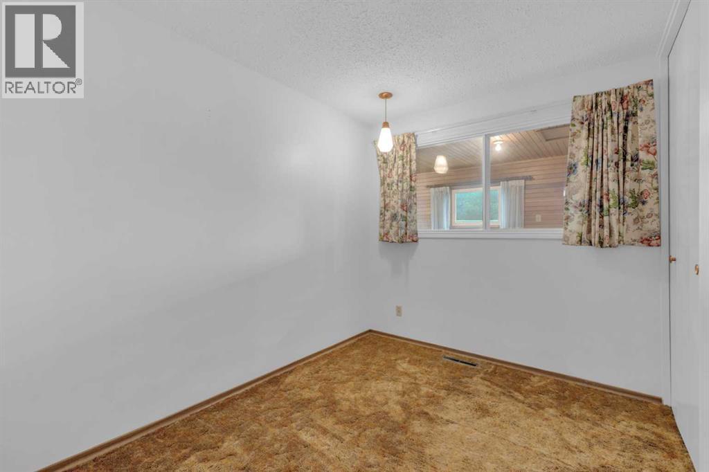Photo 12 of 6 Fir Street, Red Deer AB