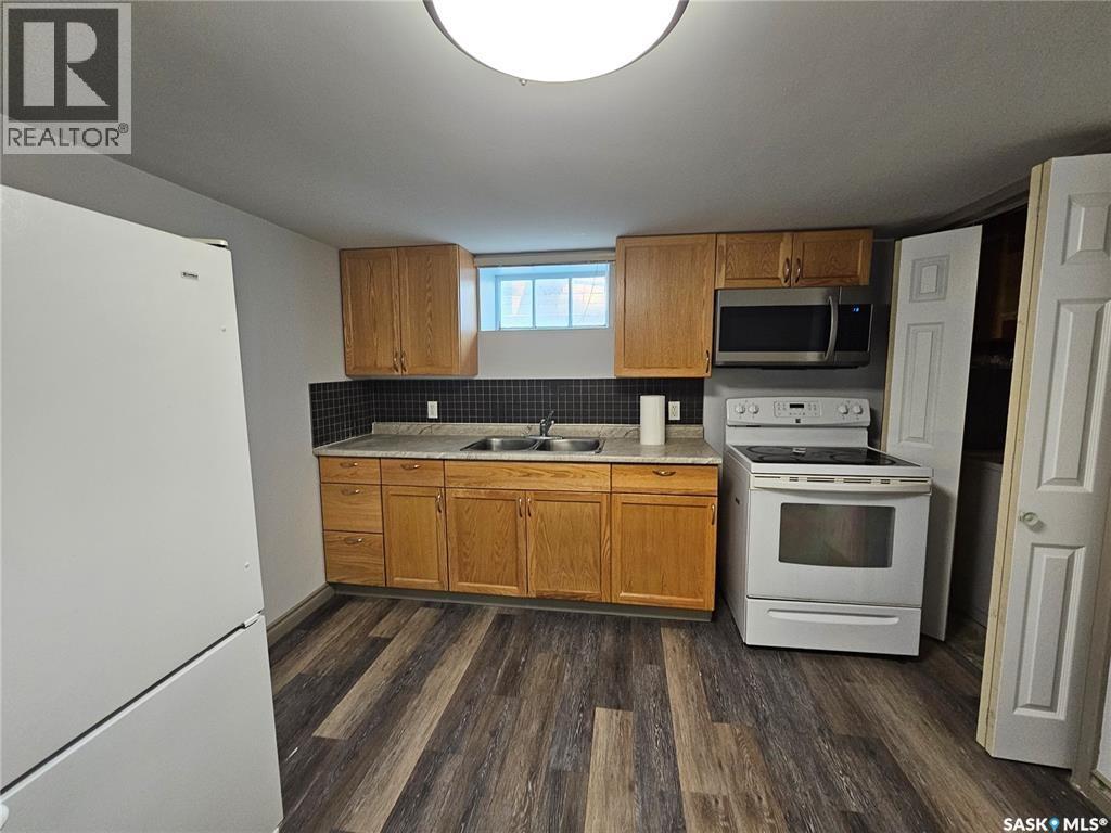 Single Family House Bungalow for Sale in  th AVENUE NW Swift Current 