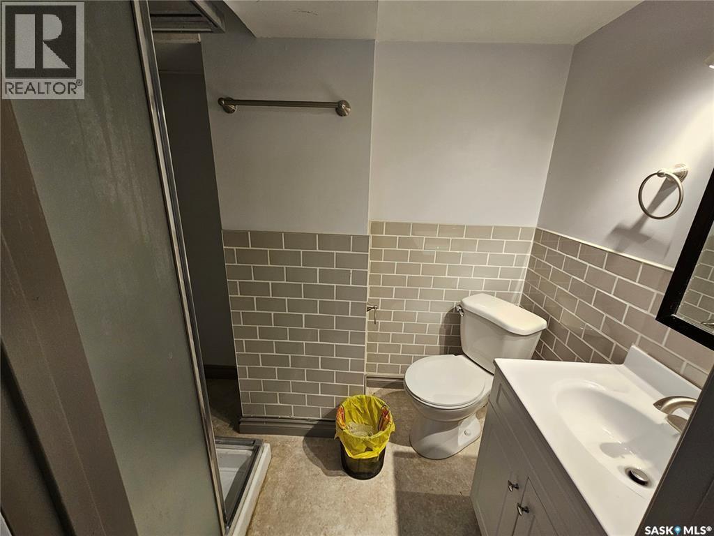 Single Family House Bungalow for Sale in  th AVENUE NW Swift Current 