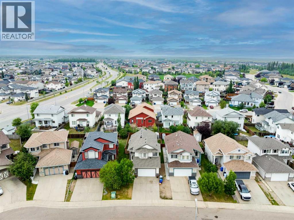 Photo 7 of 176 Maple Leaf Lane, Fort Mcmurray AB