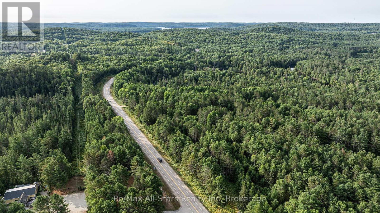 Photo 11 of 25754 35 Highway, Lake Of Bays ON