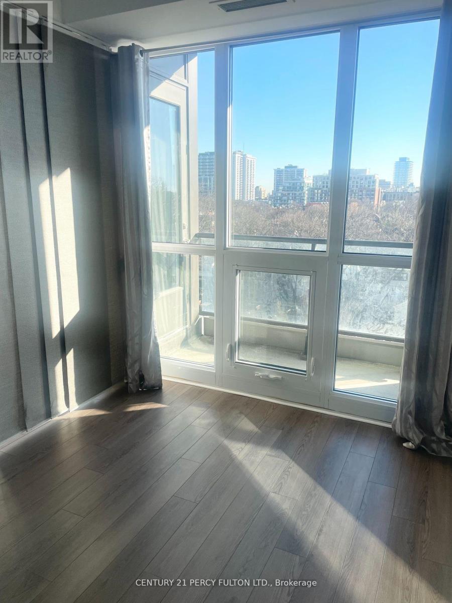 Photo 8 of 706 60 Berwick Avenue, Toronto ON